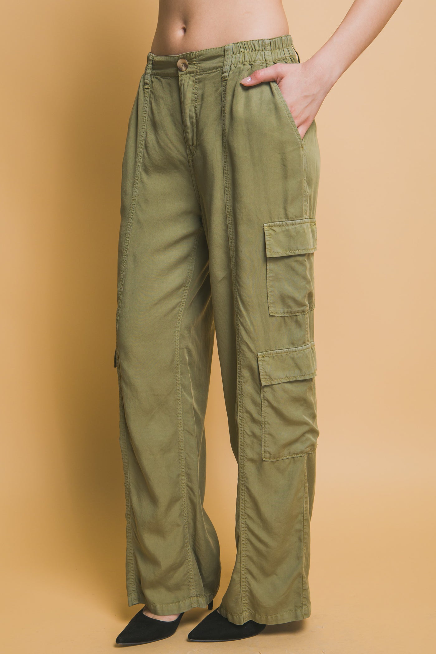 Wide Leg Cargo Pants