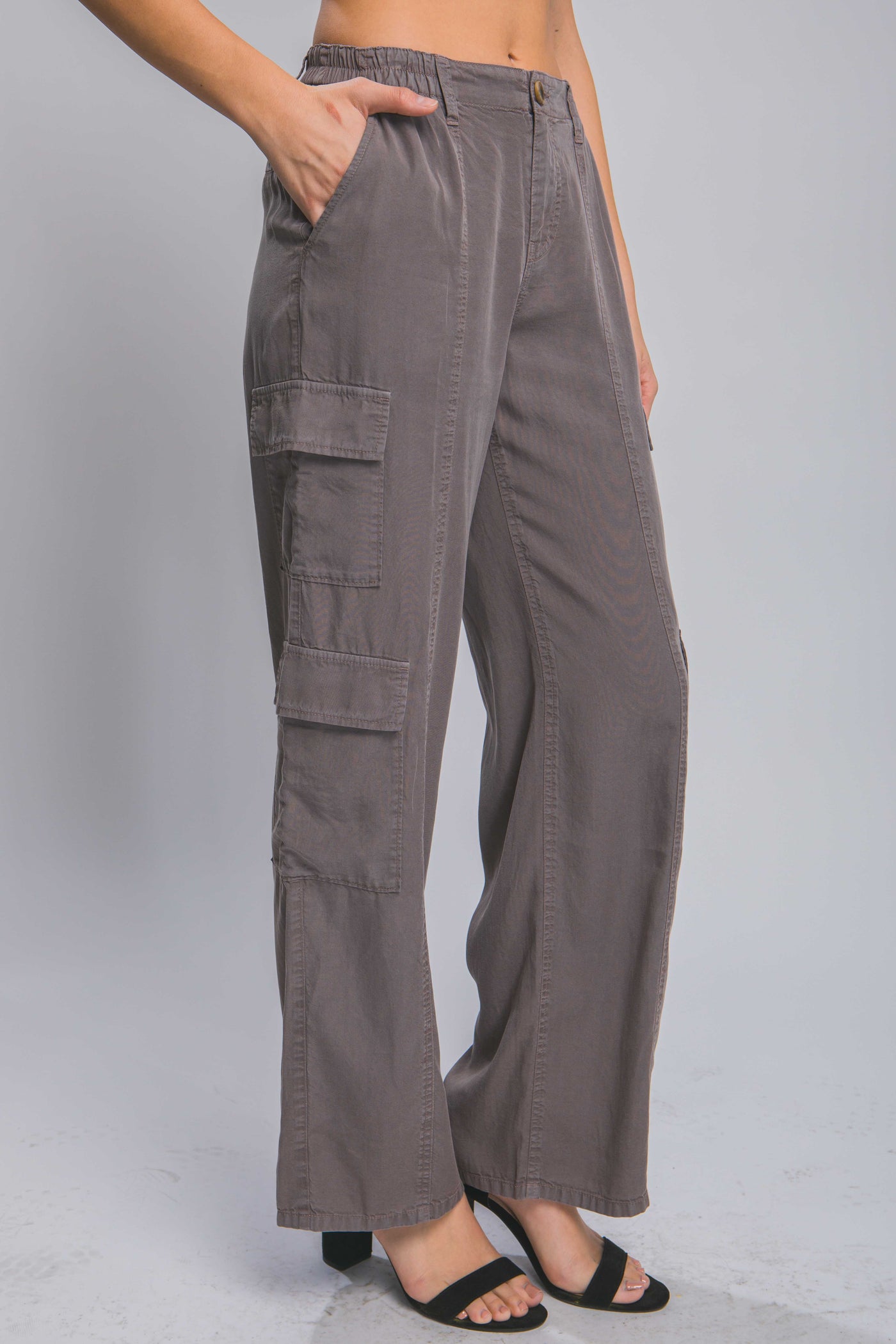 Wide Leg Cargo Pants
