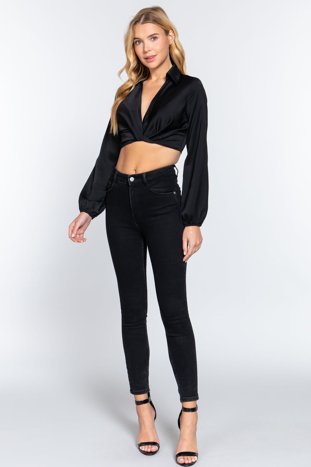 Front Twisted Detail Crop Top