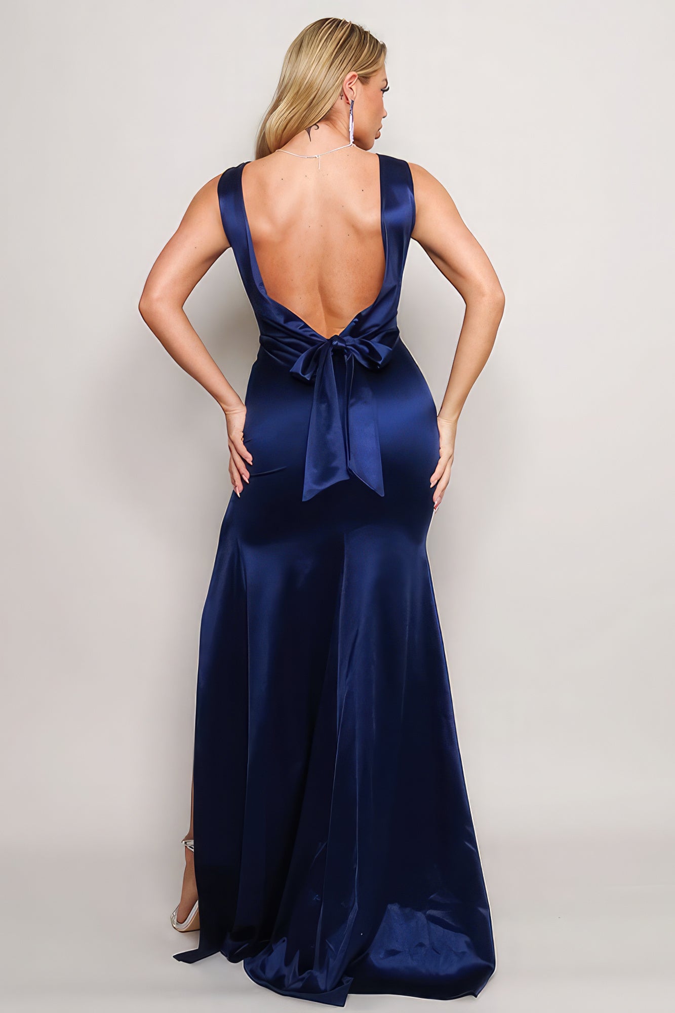 Sleeveless Deep V Bow Maxi Dress